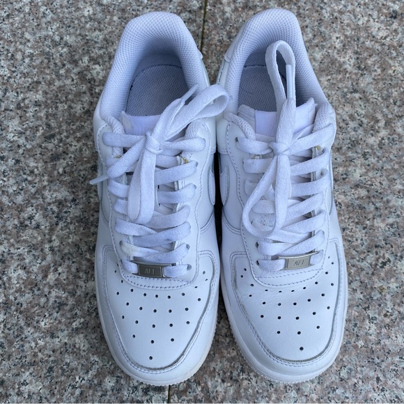 Nike Air Force 1 shoes - Picture 5 of 8